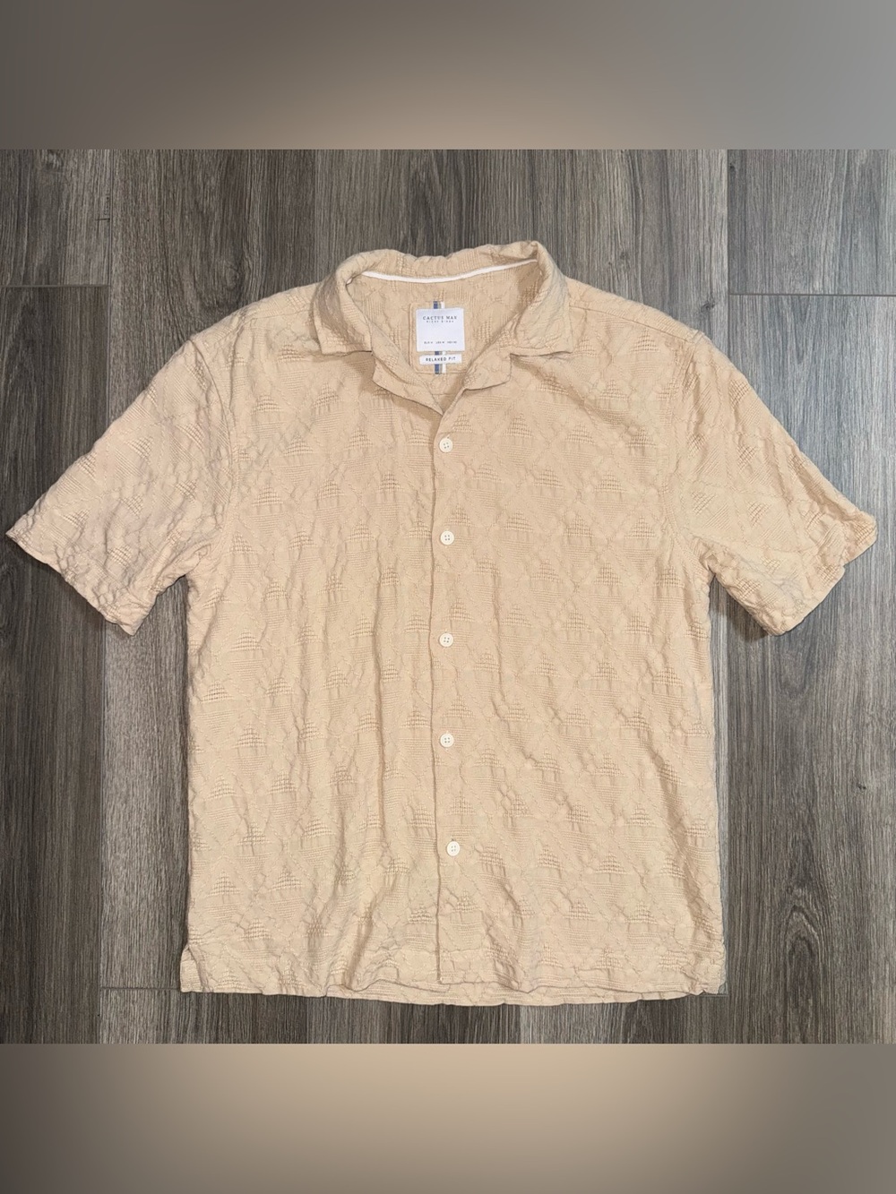Cactus Man Ricky Singh Beige/Khaki Relaxed Fit Textured Camp Shirt Size Medium